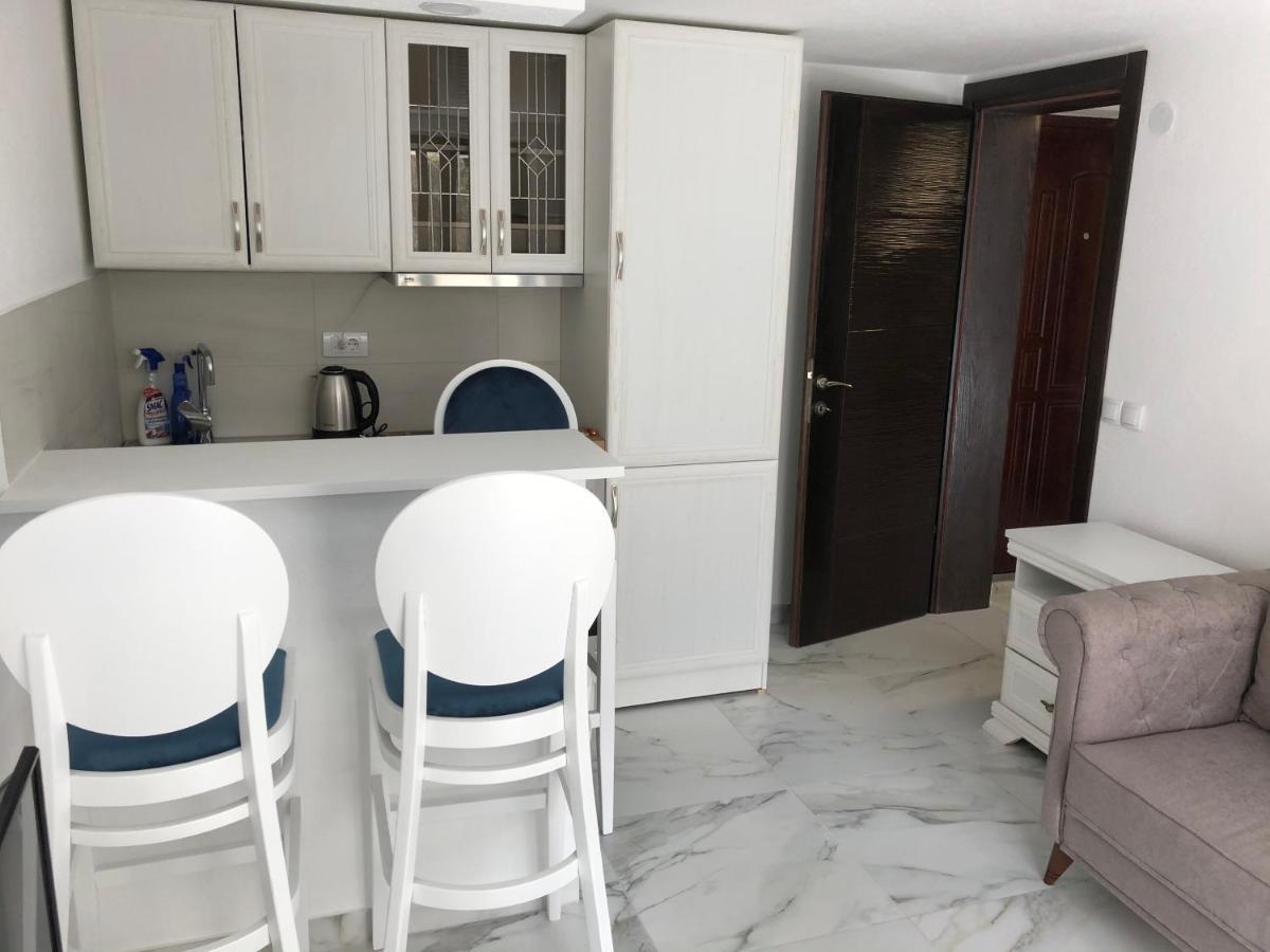 Apartment Apollo 2 Kotor Eksteriør bilde
