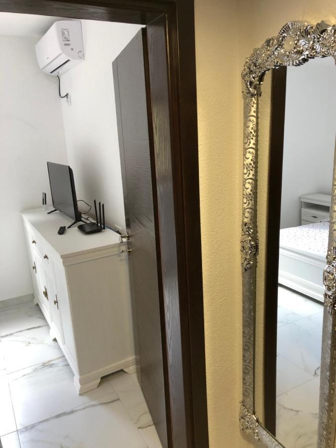 Apartment Apollo 2 Kotor Eksteriør bilde